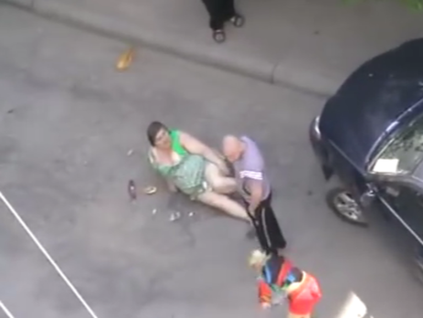 За издевательства над пожилой женщиной полиция открыла производство против экс-депутата Оппозиционного блока