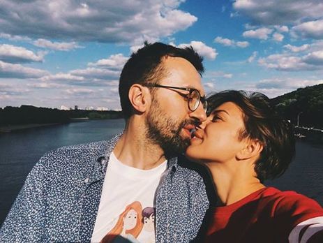 Депутат Лещенко начал встречаться с DJ Nastya