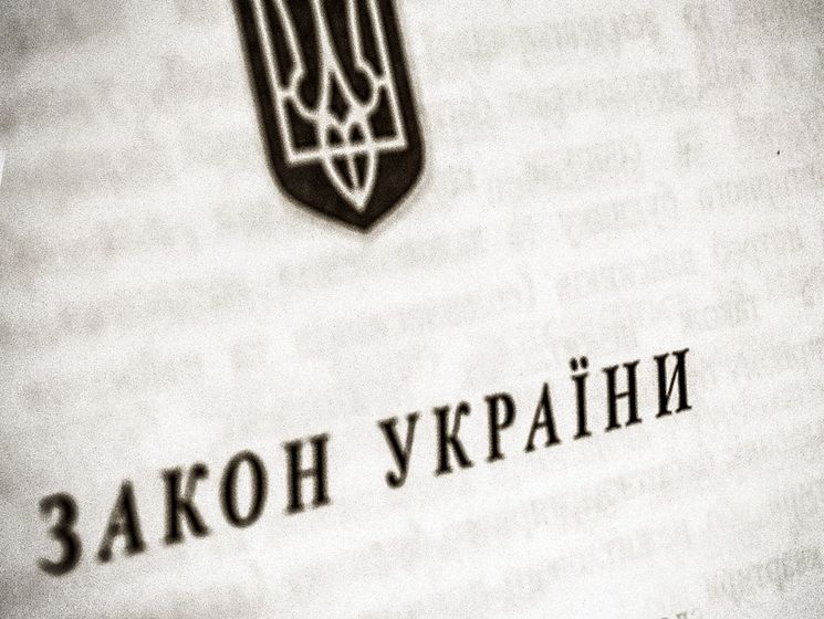 Порошенко подписал закон о квотах на украинские песни в радиоэфире
