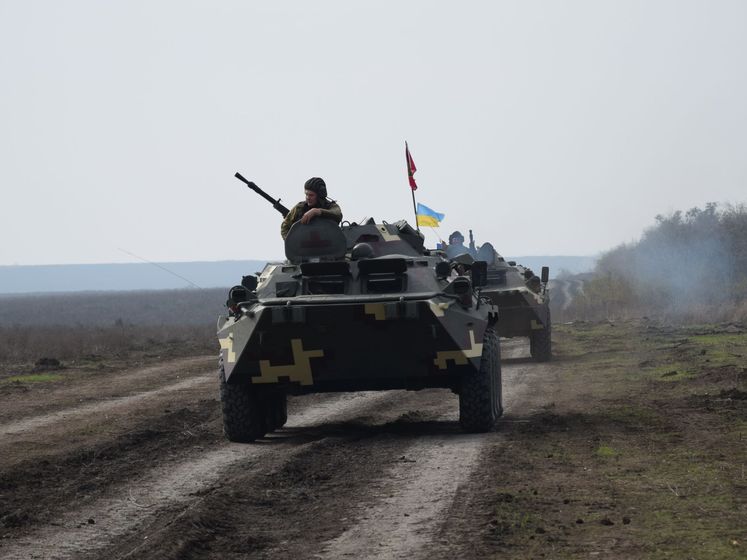 Сутки на Донбассе: 15 обстрелов боевиками, ранены двое украинских военных