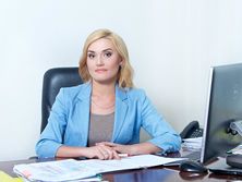 Нардеп Острикова: Подписывая закон о снижении акциза на подержанные автомобили, Порошенко выдвинул его авторам ряд требований