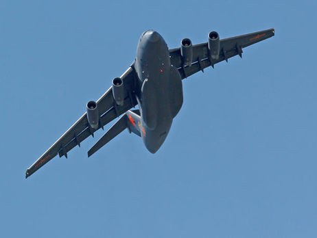 Китай принял на вооружение новые крупнейшие военно-транспортные самолеты