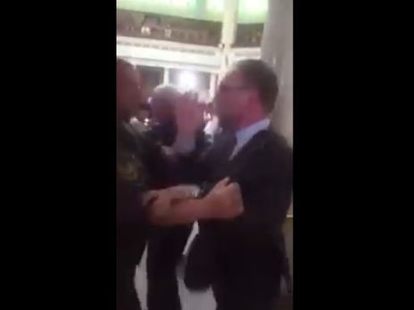 В Верховной Раде подрались Власенко и Пашинский. Видео