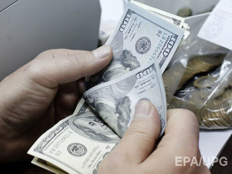 Гривна укрепилась по отношению к доллару до 24,81 грн/$