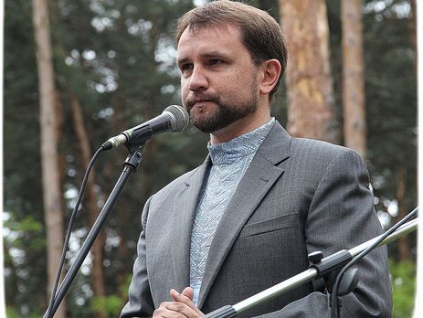 Вятрович: Польша политизирует Волынскую трагедию