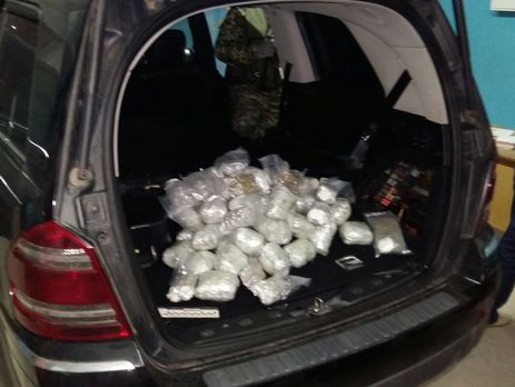 Госпогранслужба: Россиянин пытался ввезти в Украину 22 кг наркотиков