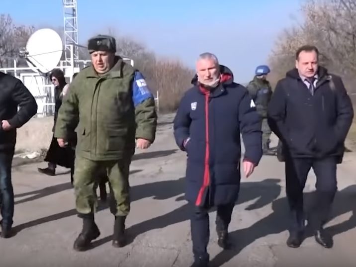Золотое после разведения войск посетил депутат Госдумы Журавлев
