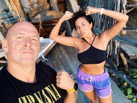 Каменских показала, как Потап обнимает ее под водой