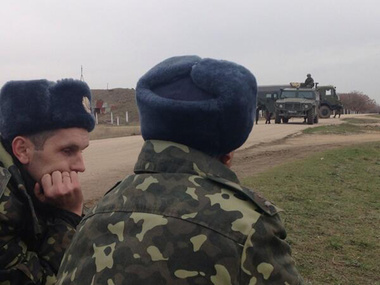 Украинские военные остаются ждать результатов референдума в полной блокаде