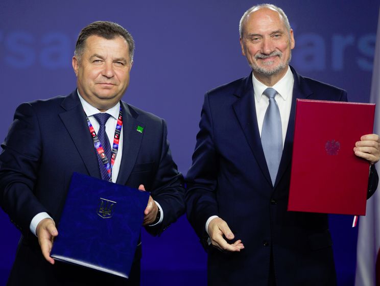 Украина и Польша подписали протокол о военном сотрудничестве