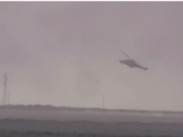 В сети опубликовали кадры, как боевики ИГИЛ сбили российский вертолет Ми-25. Видео