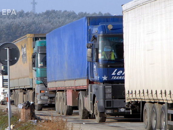 ﻿Польща в листопаді видасть Україні 15 тис. додаткових дозволів на вантажоперевезення