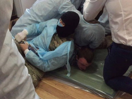 Игорь Луценко сообщил, что у подозреваемых в убийстве Бузины силой взяли образцы крови и слюны