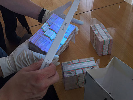 Нацполиция Украины заявила о задержании чиновника Госслужбы геологии за получение взятки в 1,5 млн грн