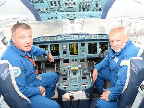 Украинский Ан-178 устроил демонстрационный полет на авиасалоне 