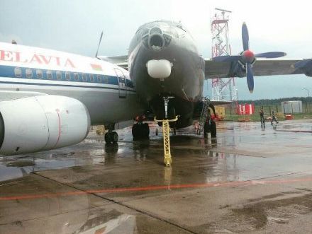 Из-за непогоды в аэропорту Минска столкнулись два самолета