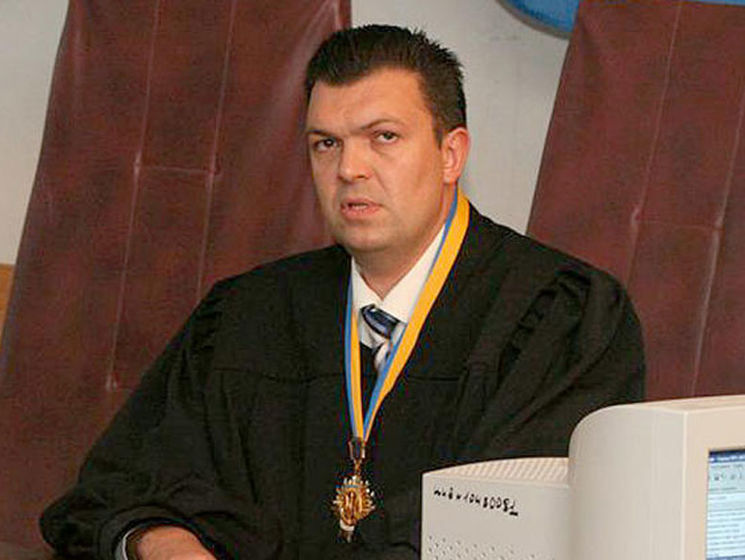 Скандального харьковского судью Лазюка на два месяца отстранили от должности