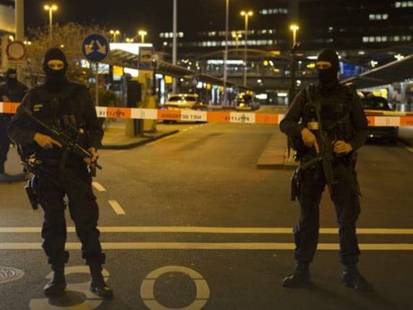 ﻿В Амстердамі через помилкову тривогу про викрадення літака евакуювали аеропорт