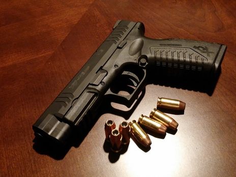 В Харьковской области 14-летний подросток открыл стрельбу по посетителям супермаркета