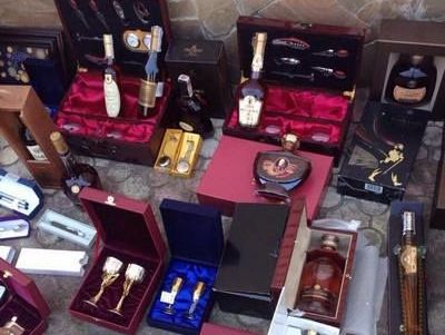 Харьковский горсовет об обыске у замдиректора департамента: Найденные декоративные изделия похожи на ценные, но таковыми не являются