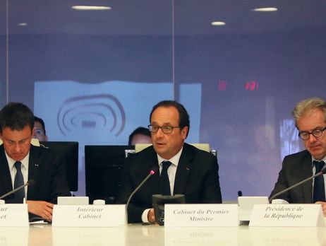 Чрезвычайный режим во Франции продлили на три месяца