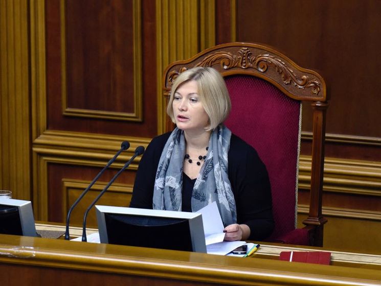 Ирина Геращенко: В Раде когда-то проголосовали украинскую независимость, теперь случайный субъект со жвачкой запускает здесь беспилотник