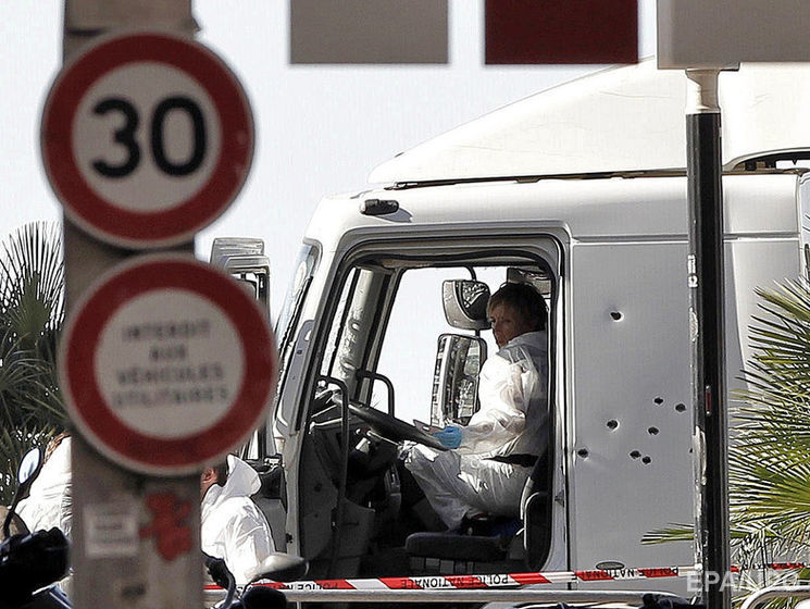 Водитель врезавшегося в толпу в Ницце грузовика идентифицирован – СМИ