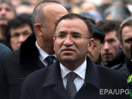 Министр юстиции Турции: Число задержанных после попытки переворота может превысить шесть тысяч