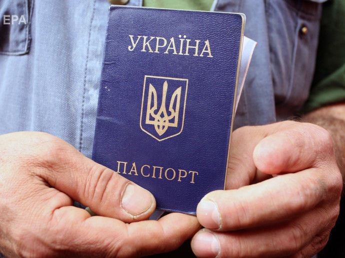 Более 42% жителей оккупированного Донбасса никогда не задумывались о получении паспорта РФ &ndash; "Зеркало недели"