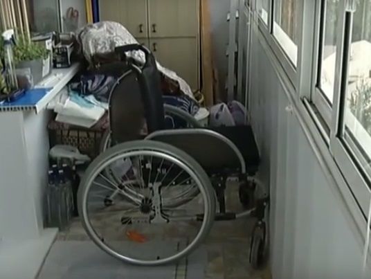 В Красноярске инвалид покончил с собой из-за отсутствия пандуса в подъезде