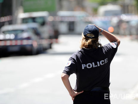 Во Франции мужчина марокканского происхождения с ножом напал на женщину и ее трех малолетних дочерей