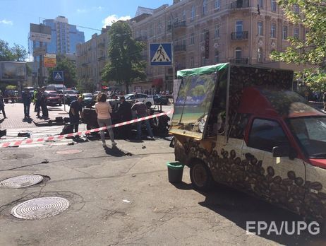 Очевидец: Шеремет после взрыва еще был жив