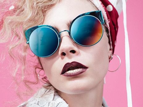 Делевинь снялась для издания Love Magazine