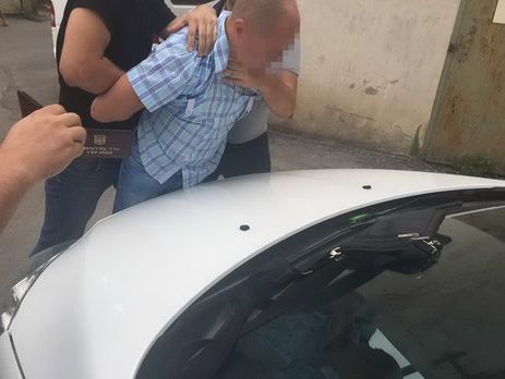 СБУ задержала на взятке подполковника Госслужбы по чрезвычайным ситуациям 