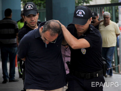 В Турции началось расследование в отношении военных судей и прокуроров