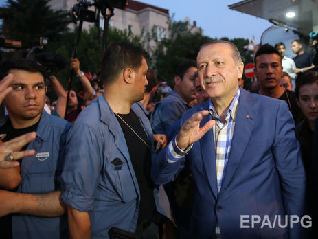 Эрдоган рассказал, что о попытке переворота узнал от зятя