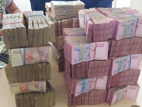 СБУ ликвидировала конвертцентр, через который отмывались деньги для террористов на Донбассе