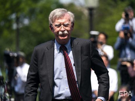 Болтон собирается написать книгу – СМИ