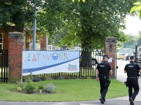 На британской авиабазе неизвестные пытались похитить военнослужащего