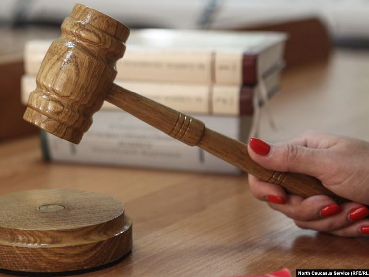 В Крыму "суд" продлил на три месяца арест восьмерым фигурантам второго симферопольского дела "Хизб ут-Тахрир"