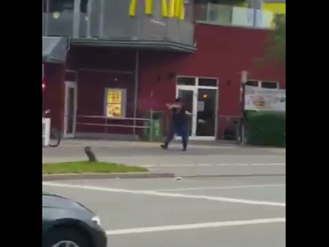 В сети появились кадры стрельбы в Мюнхене. Видео