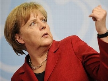 Меркель призвала не бояться вводить экономические санкции в отношении России