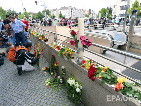 Полиция Мюнхена: Связей стрелка, убившего девять человек в торговом центре, с ИГИЛ не обнаружено