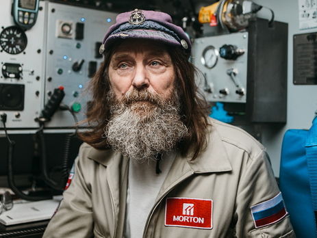 65-летний уроженец Украины Конюхов облетел Землю на воздушном шаре за 11 дней и установил мировой рекорд. Видео