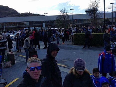 В Новой Зеландии из-за сообщения о бомбе на борту самолета эвакуировали аэропорт