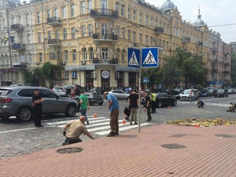 Иностранные эксперты исследуют место убийства Шеремета – СМИ