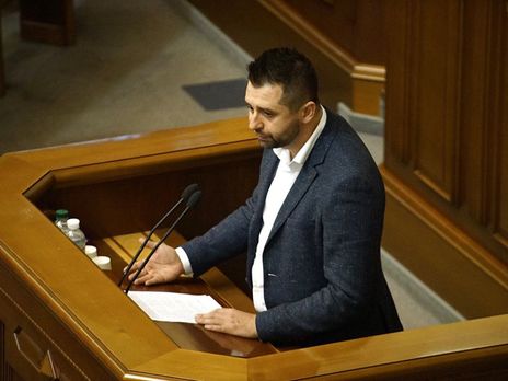 Арахамія обіцяє скласти мандат, якщо не буде референдуму про продаж землі іноземцям