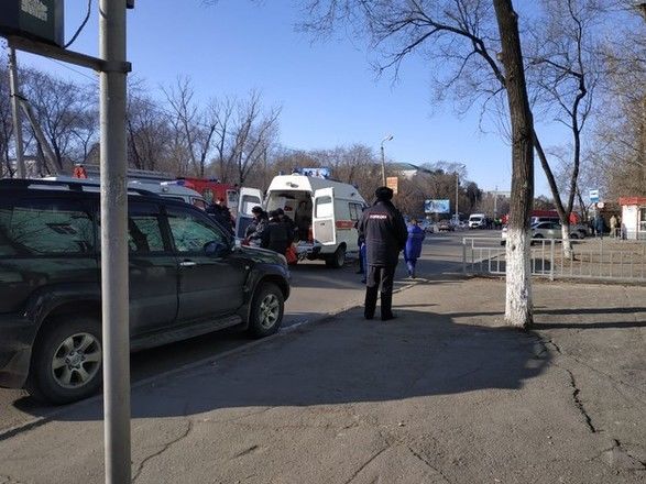 В Амурской области РФ ученик колледжа устроил стрельбу, два человека погибли