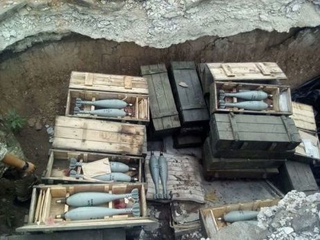 В Донецкой области СБУ обнаружила в тайнике больше сотни мин