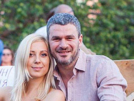 Матвиенко и Мирзоян отдыхают с маленькой дочерью в Карпатах